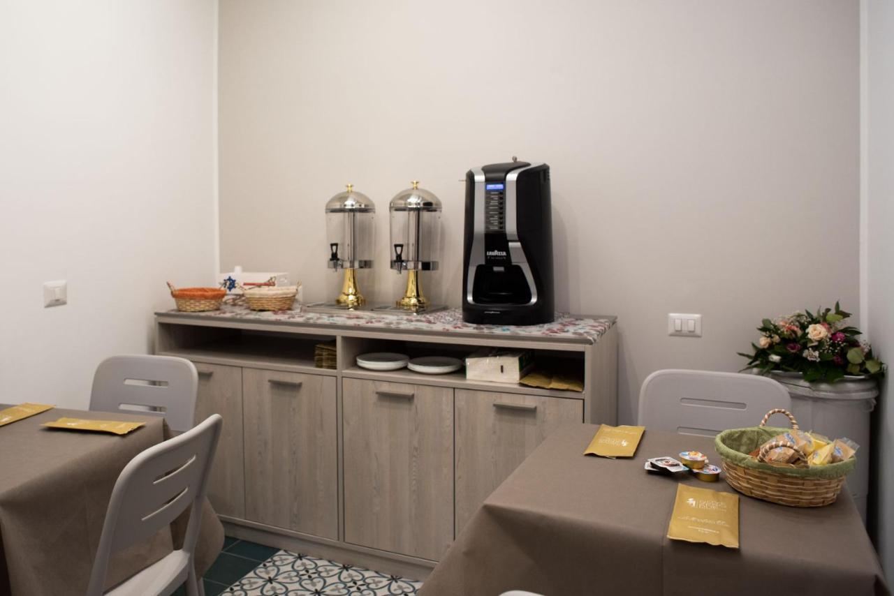 Bed and Breakfast Palazzotto 902 Crotone Esterno foto